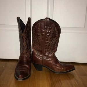Laredo women’s cowboy boots